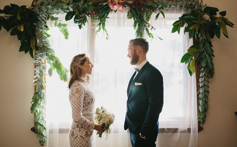 maple-rose-house-wedding-ceremony
