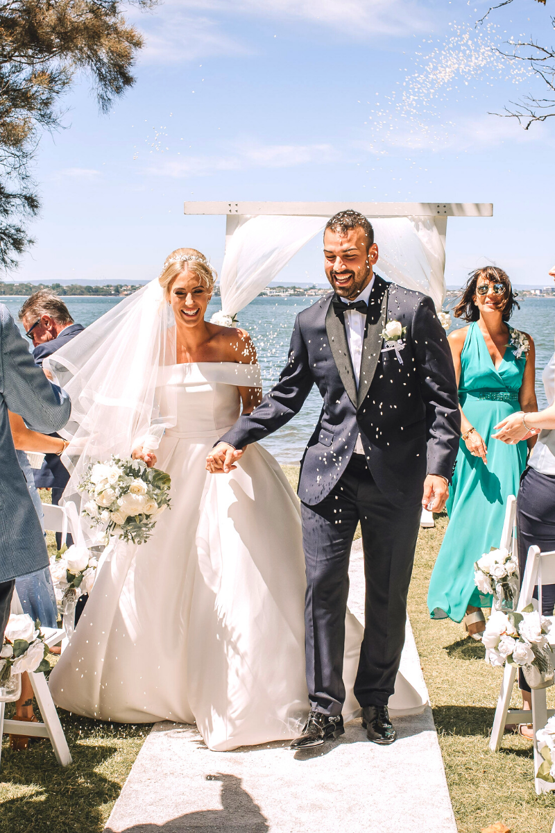 CHOOSE A CEREMONY PACKAGE